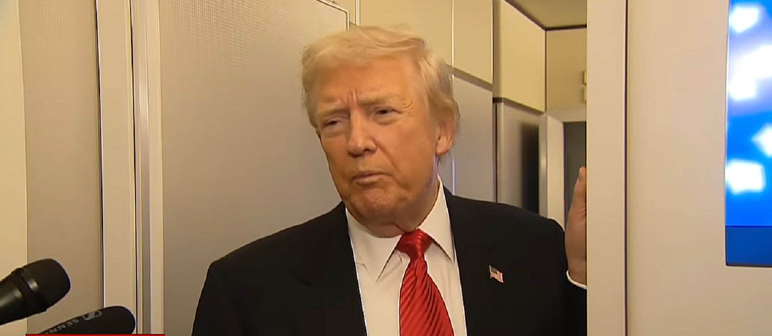 Trump anunță declasificarea dosarelor despre extratereștri și OZN-uri