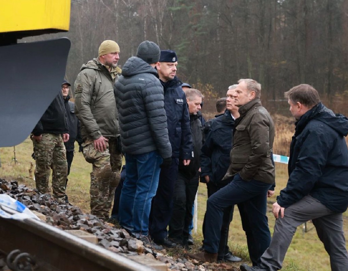 Tusk, după atacul de pe calea ferată: Șina a fost aruncată în aer intenționat