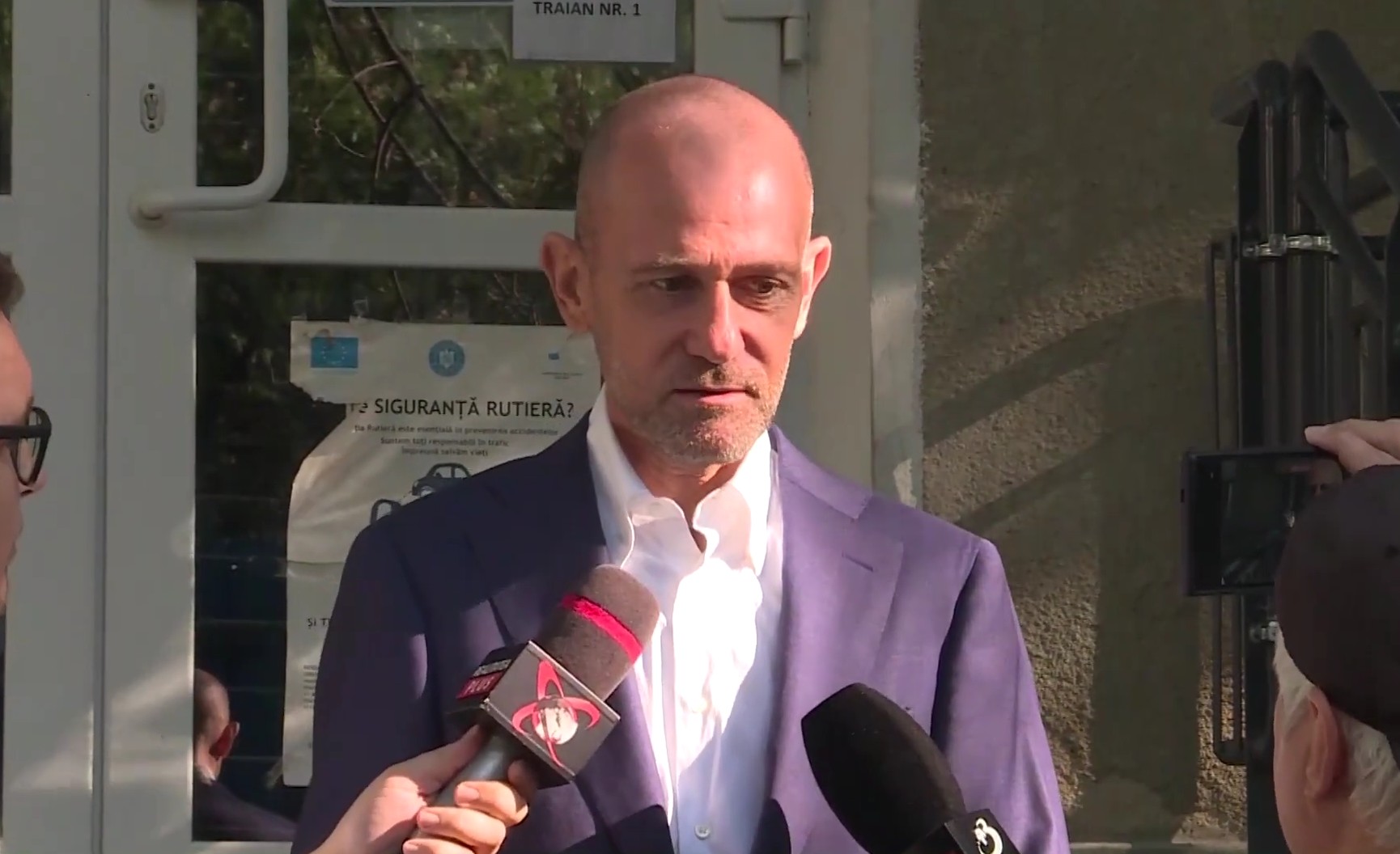 Dumitru Dumbravă