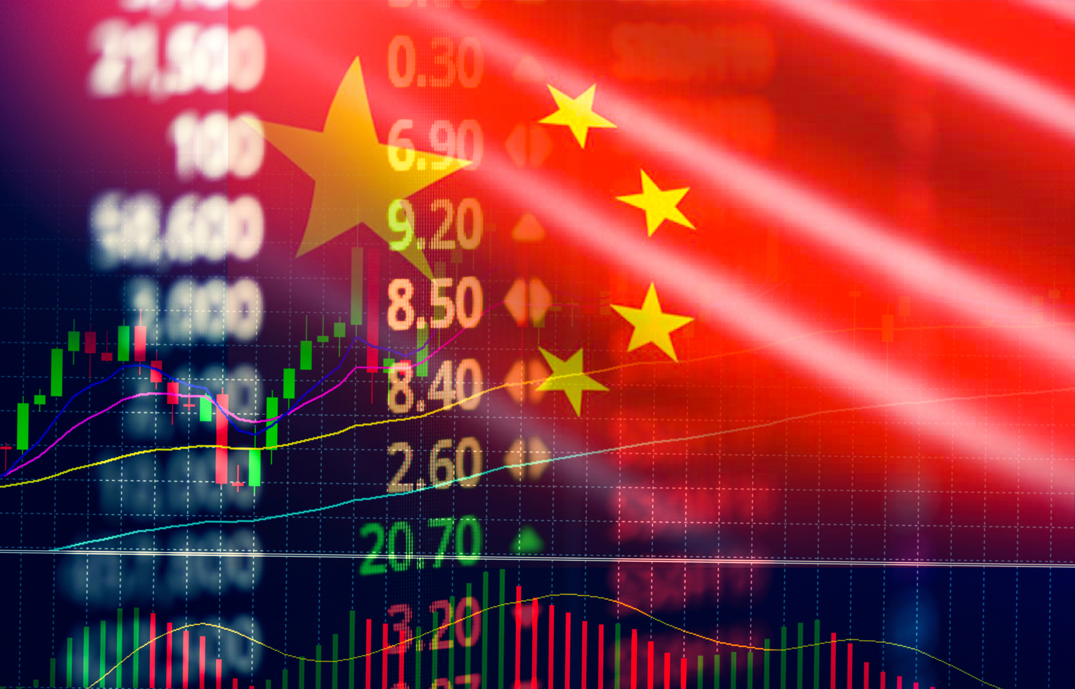 Economia chineză încetinește. Consumul și investițiile o trag în jos