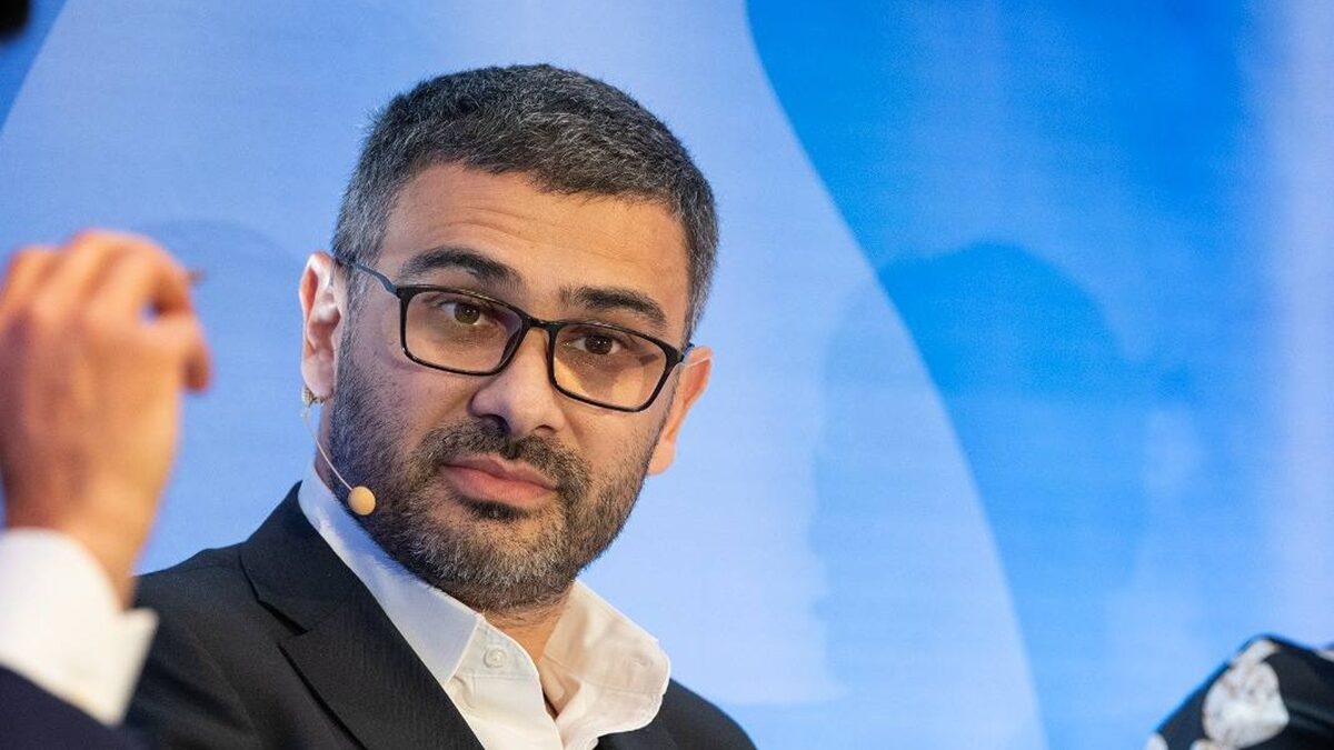 Scandalul zilei în politică. Siegfried Mureșan îi dă replica lui Florin Manole: „Un elev corigent, care n-a învățat tot anul”