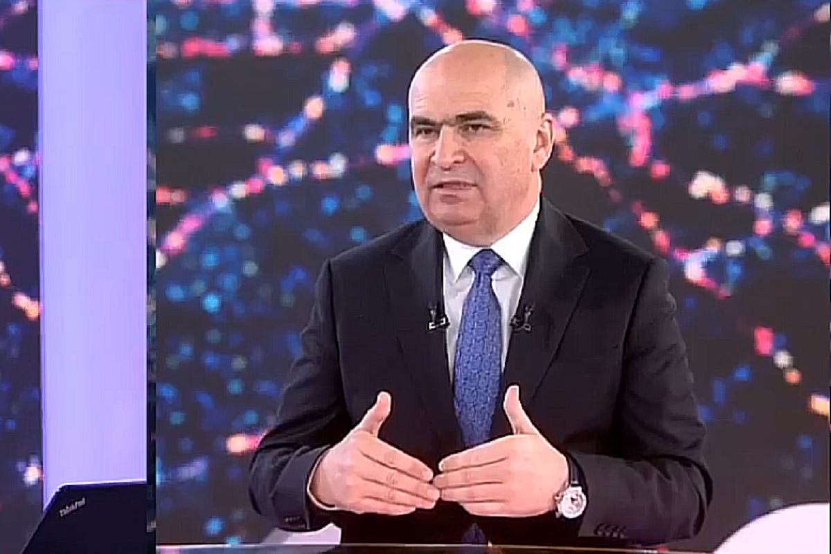 Bolojan, despre incidentul cu jurnaliștii: Dacă vedeam, îi atrăgeam atenția să îi lase în pace