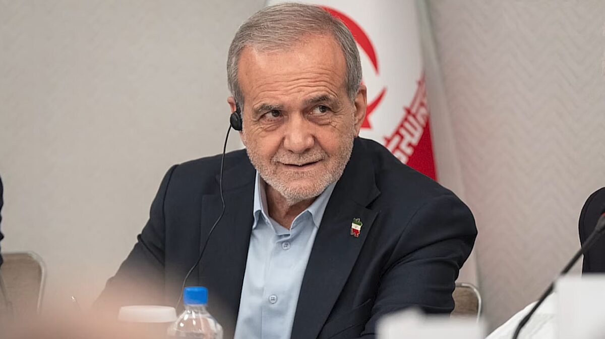 Iranul schimbă strategia. Președintele Pezeshkian cere reluarea negocierilor nucleare cu SUA