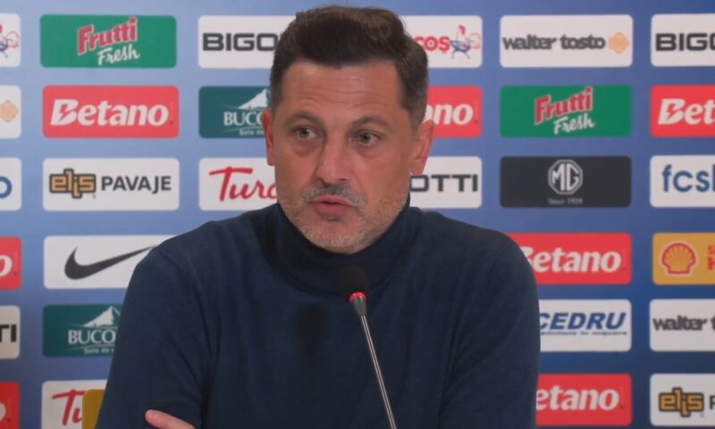 Primul antrenor sunat de Mihai Stoica pentru a prelua FCSB după plecarea lui Mirel Rădoi