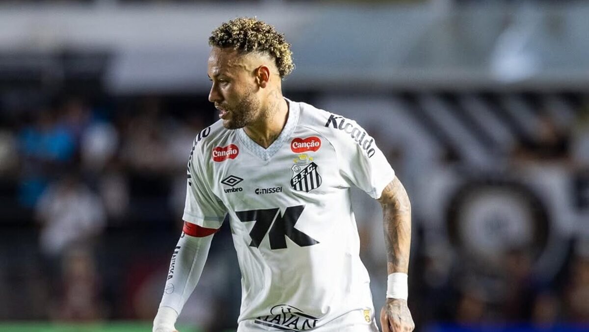 Marca Pelé va fi cumpărată de Neymar și tatăl său. Când va fi oficializat acordul