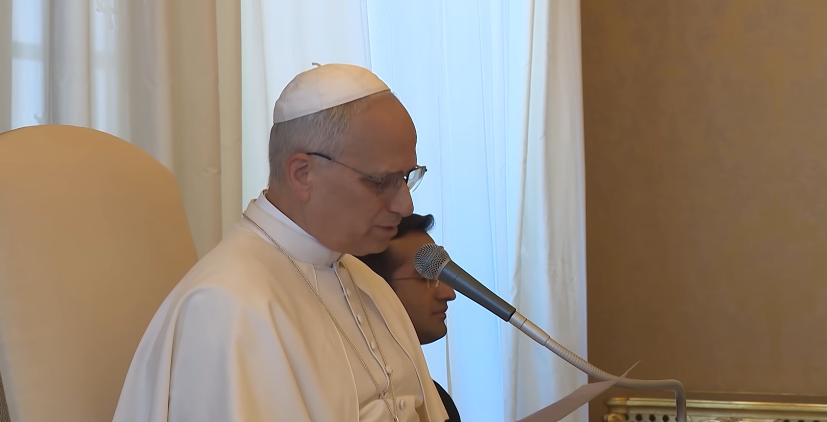 Declarații fără precedent ale Papei. Le cere direct spionilor să respecte demnitatea umană