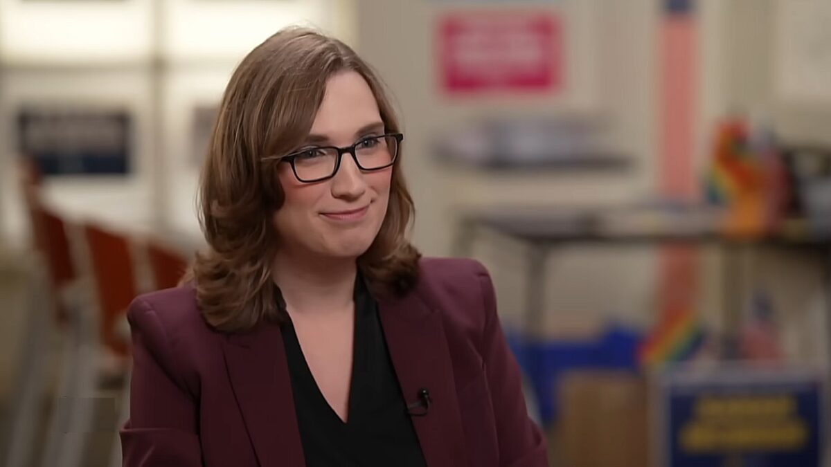 Prima deputată trangender din SUA critică Partidul Democrat pentru că „a mers prea departe”