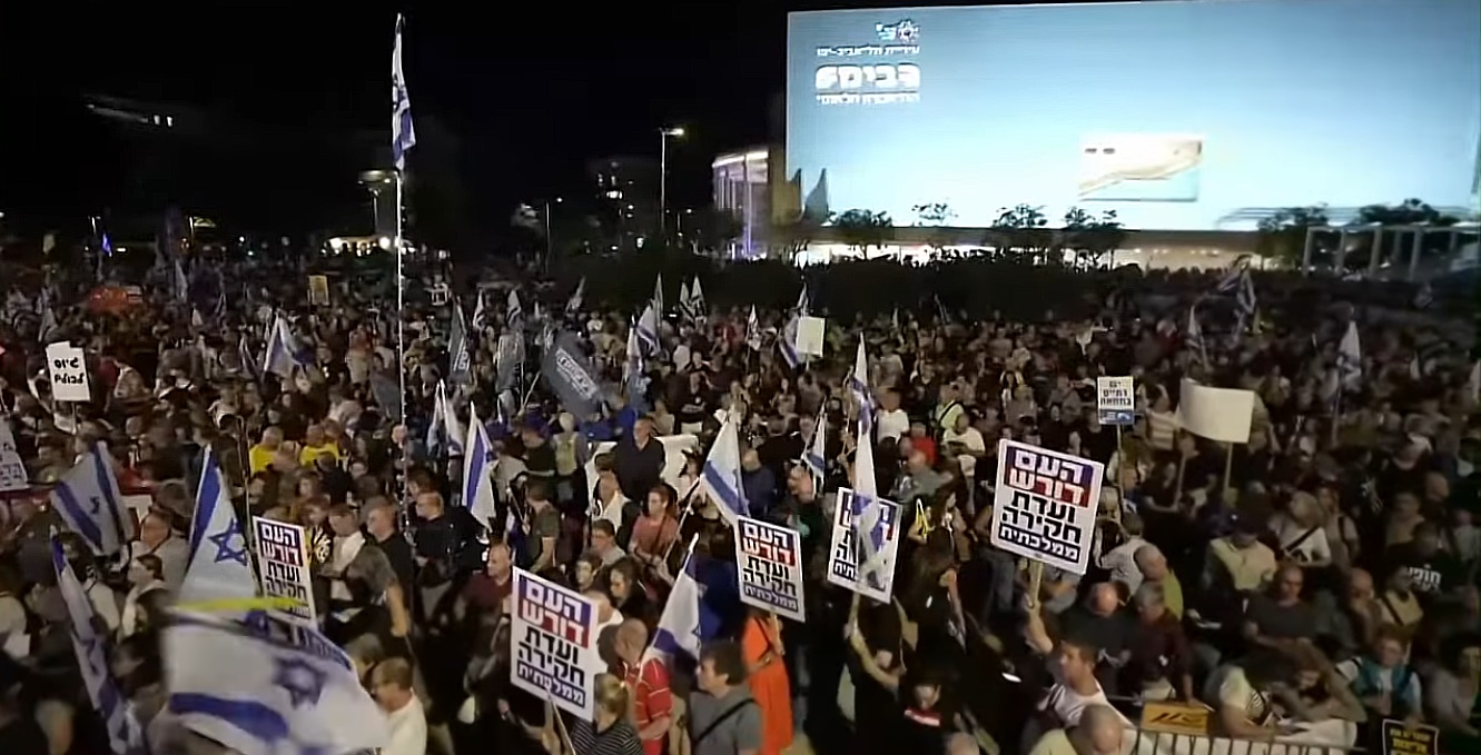 Scene tensionate la Tel Aviv. Protestatarii cer clarificări despre evenimentele din 7 octombrie