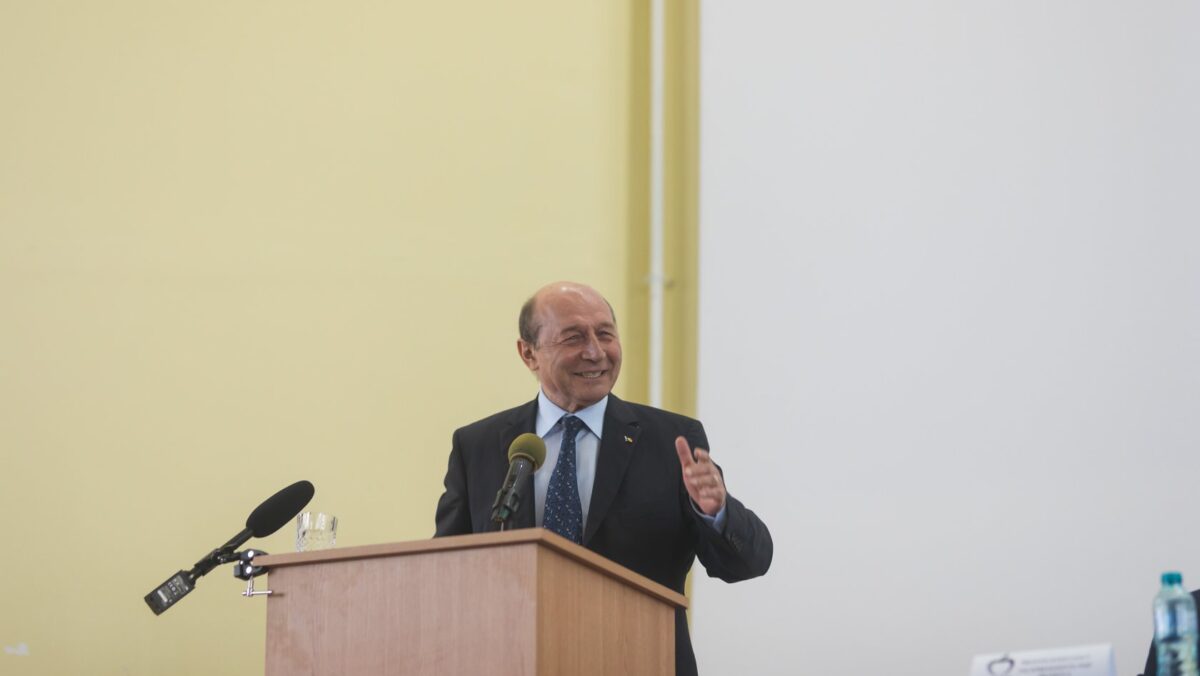 Băsescu: Conflictul dintre președinte și premier este inevitabil. Nicușor Dan mizează pe strategie politică