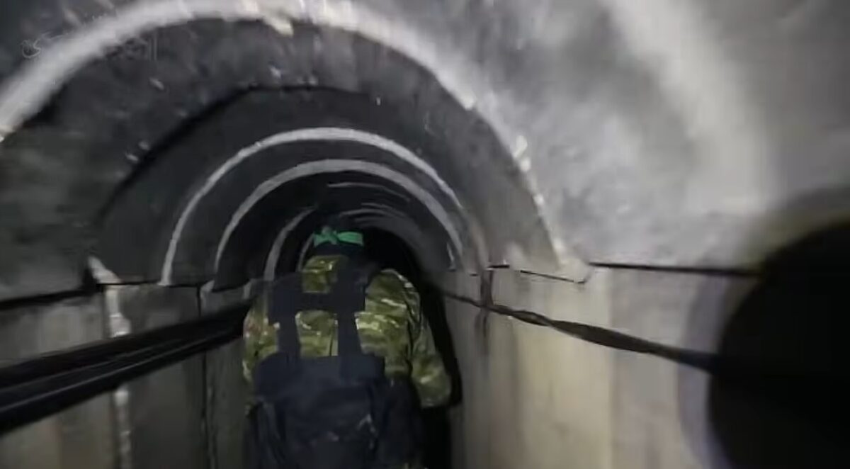 Cerere disperată a teroriștilor Hamas. Vor să scape din tuneluri fără a fi arestați