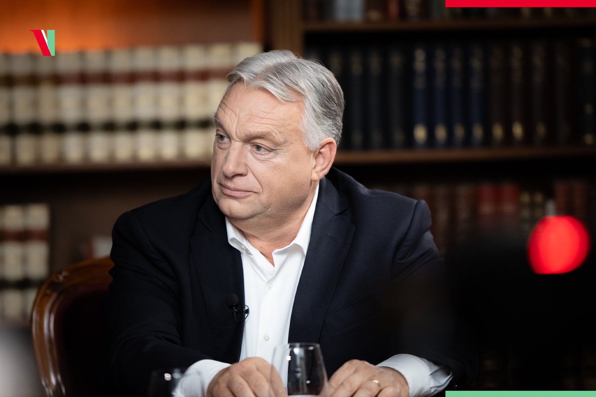 Avioanele guvernului Orban, suspectate că au transportat în secret bani și bijuterii din Rusia