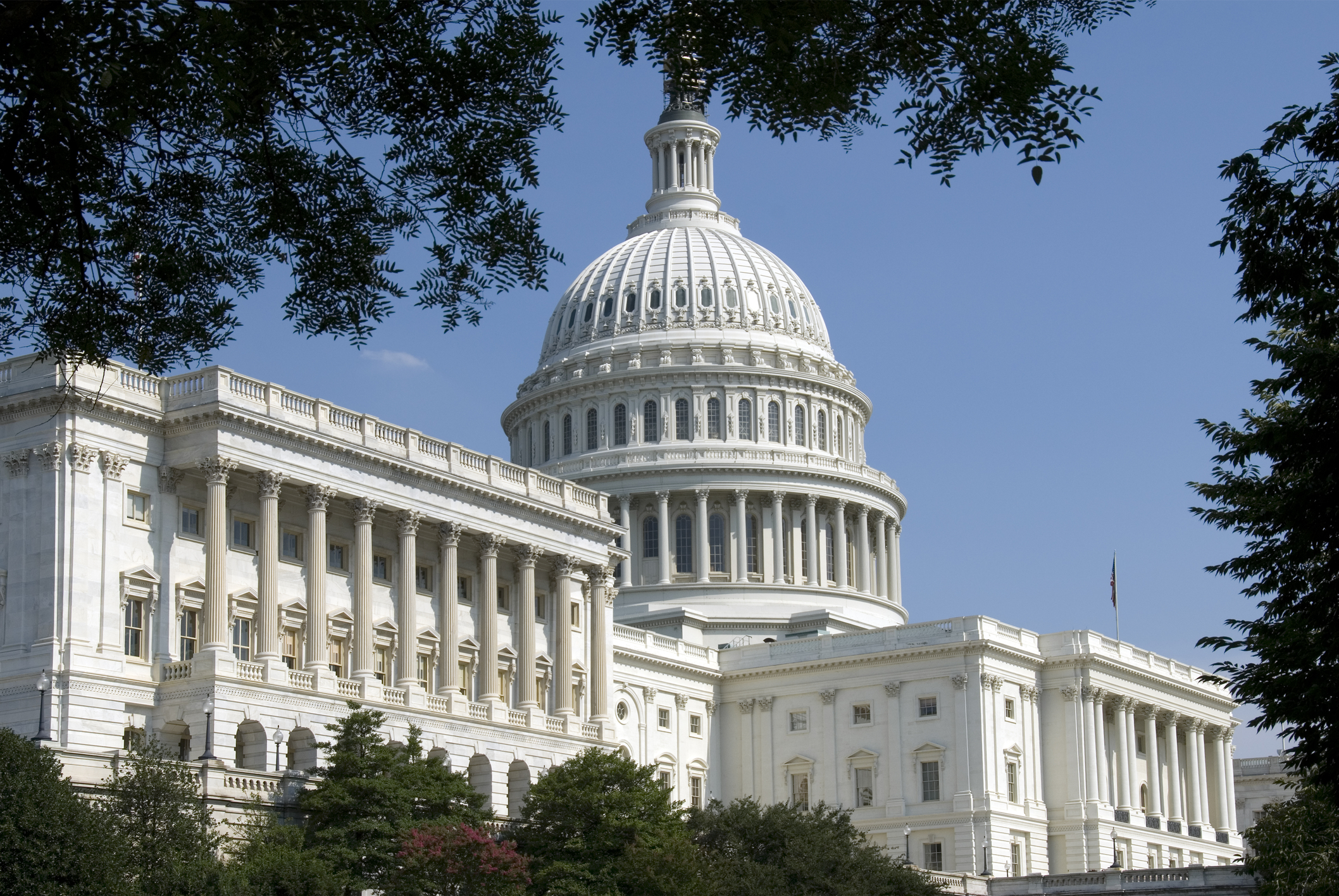 Democrații din SUA se opun deportării migranților ce comit fraude cu beneficiile sociale