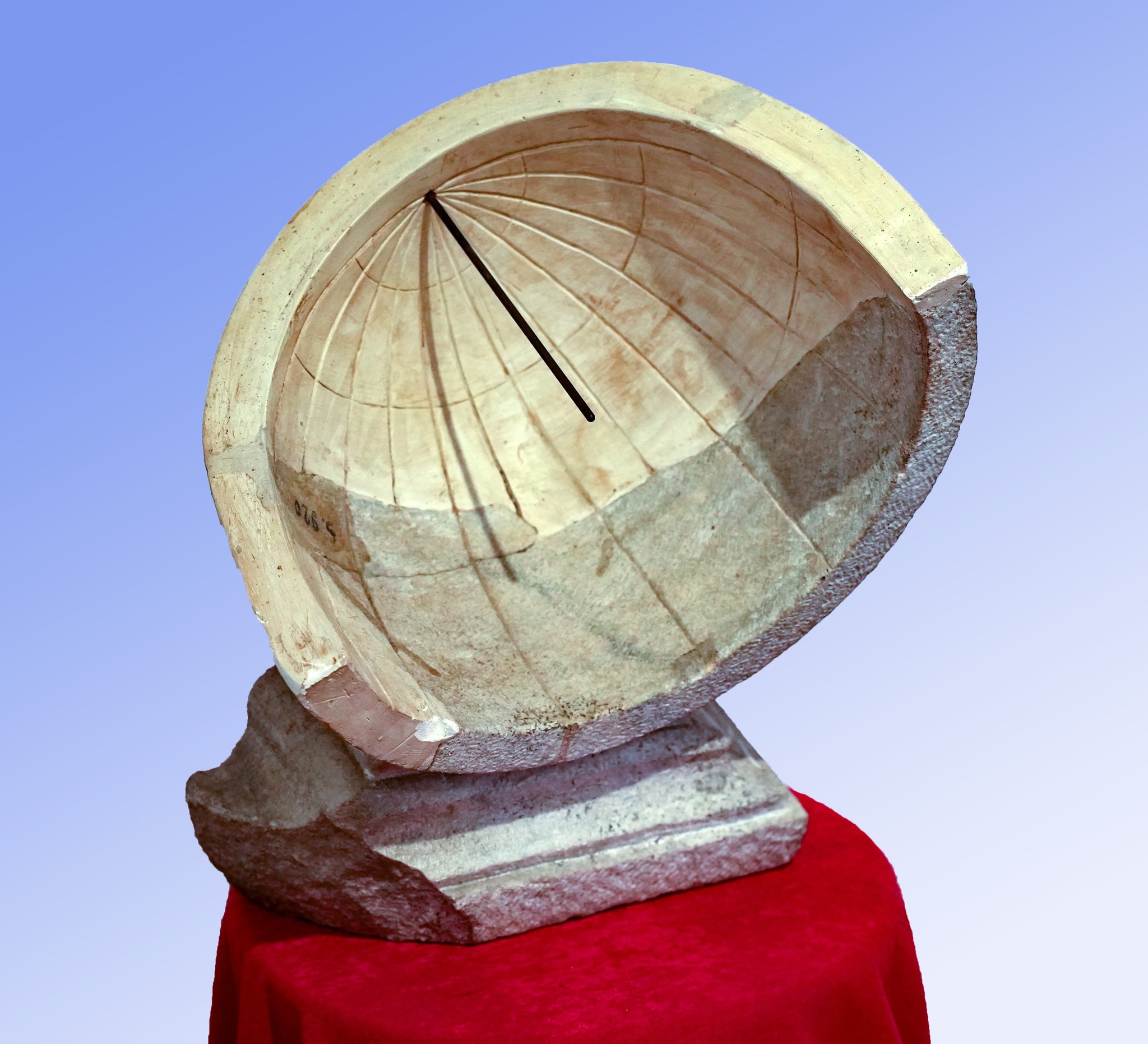 Primul „ceas” al Transilvaniei, expus la Sarmizegetusa. Cum măsurau romanii timpul