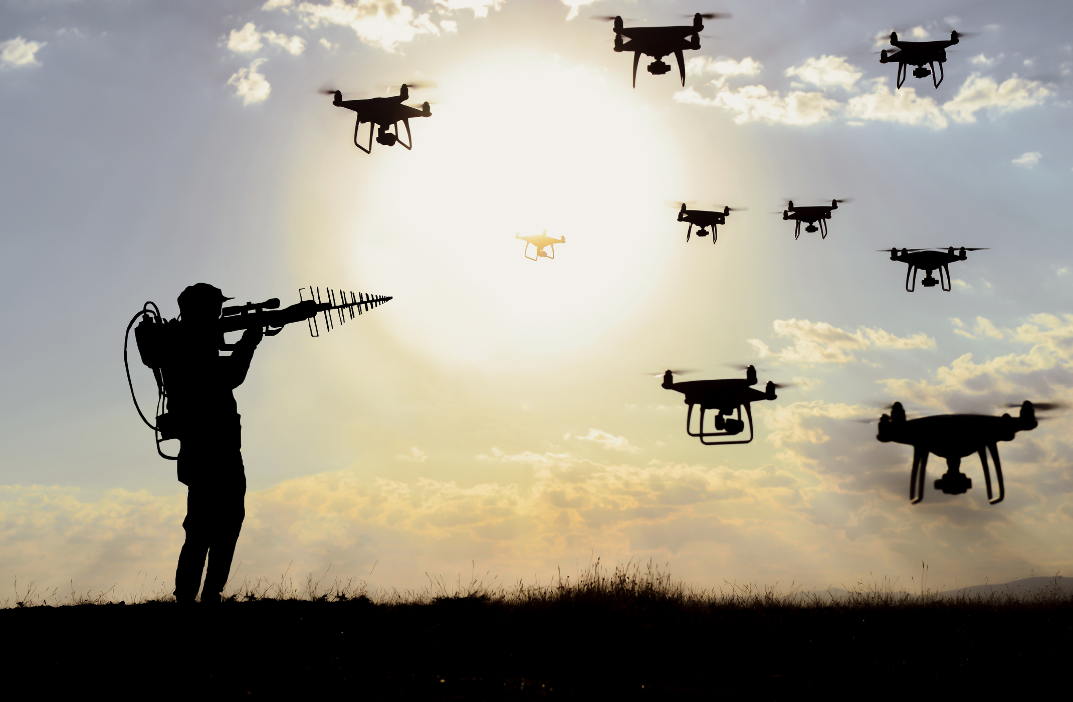 Drone surprinse deasupra unei baze militare olandeze. Armata a reacționat rapid