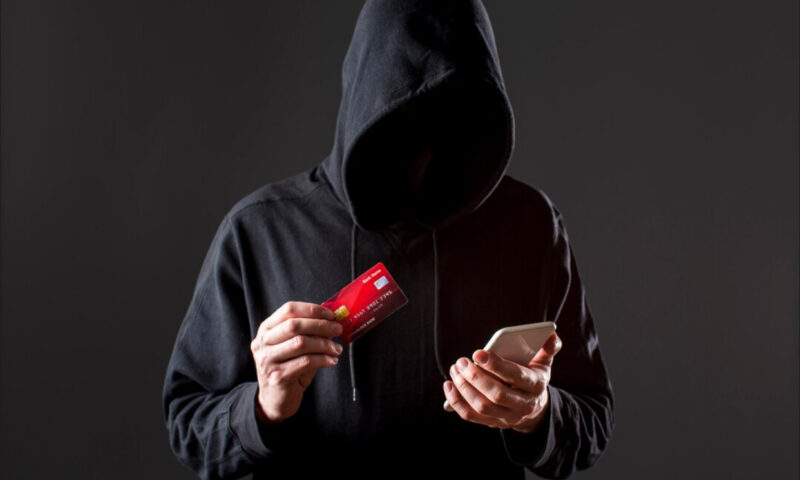 Tentativele de fraudă au devenit o obișnuință zilnică. Ce îi determină pe oameni să nu mai reclame înșelătoriile