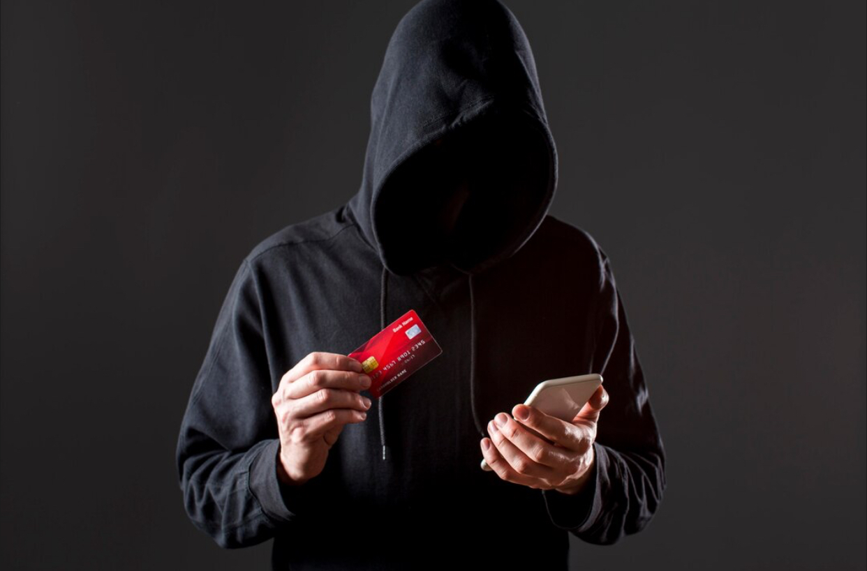 Tentativele de fraudă au devenit o obișnuință zilnică. Ce îi determină pe oameni să nu mai reclame înșelătoriile