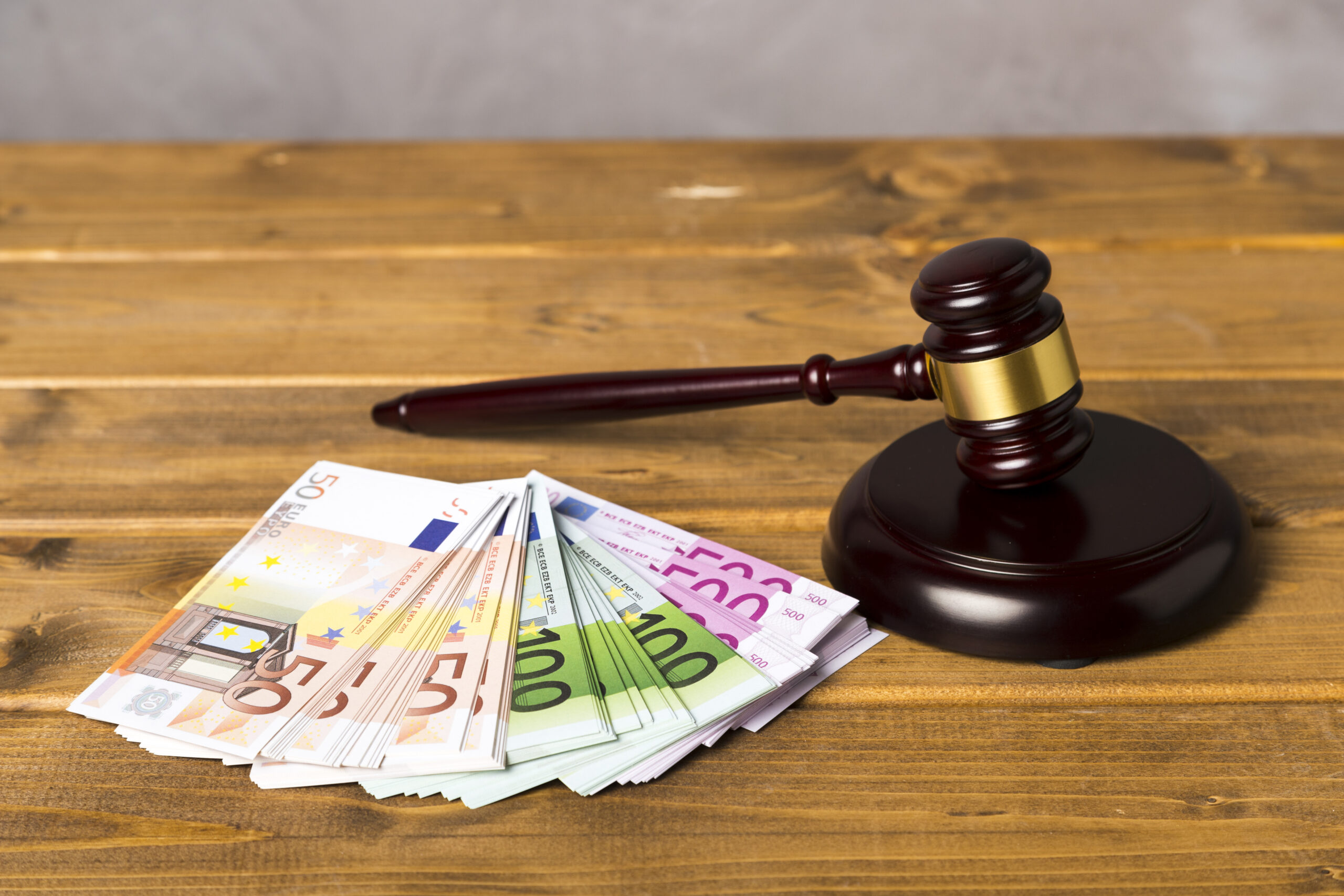 Dosarul „Mită la LPF”, prima pronunțare la opt ani după trimiterea în judecată