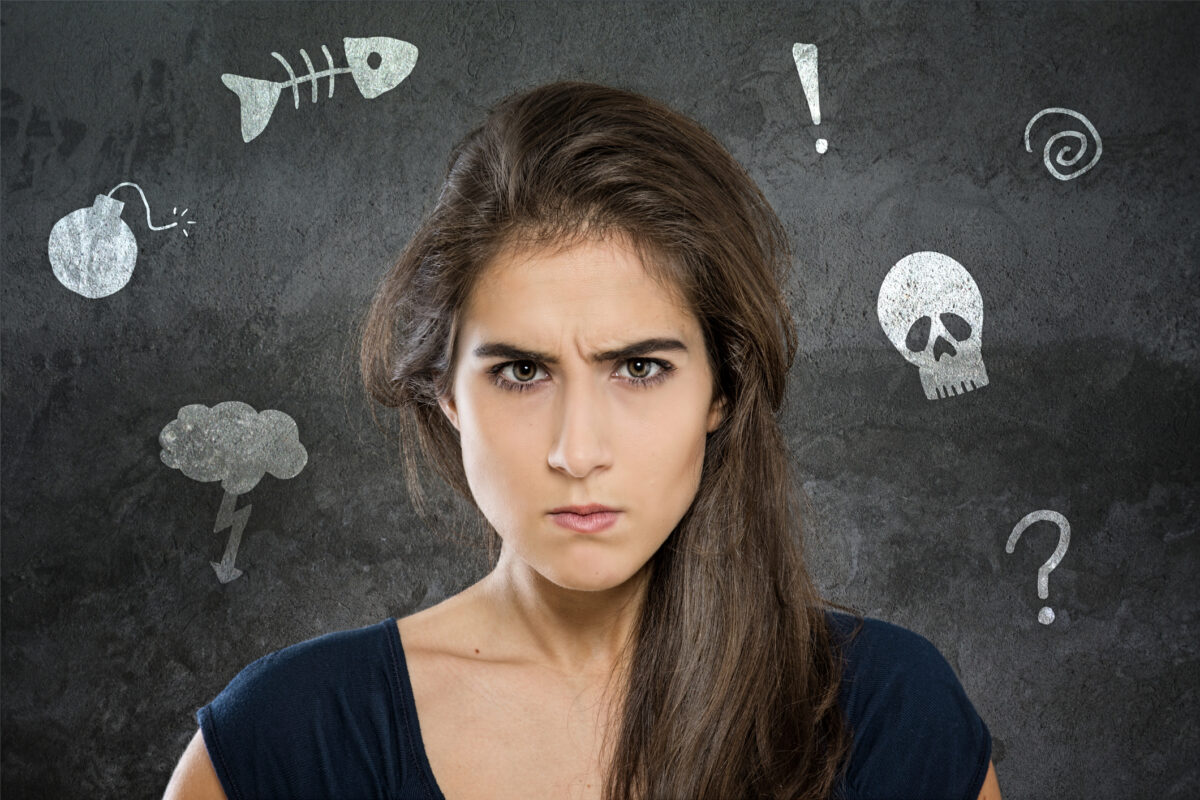 Zodiile care nu stau pe gânduri. Cine judecă primul fără să știe totul