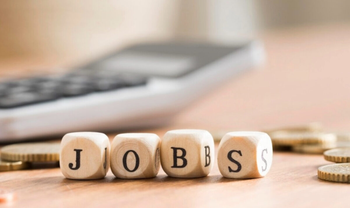 Program de 170 de milioane de euro pentru angajarea tinerilor români