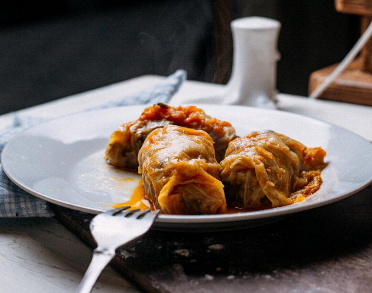 Sărmăluțe cu șeitan, un deliciu de post de la Mânăstirea Sihăstria