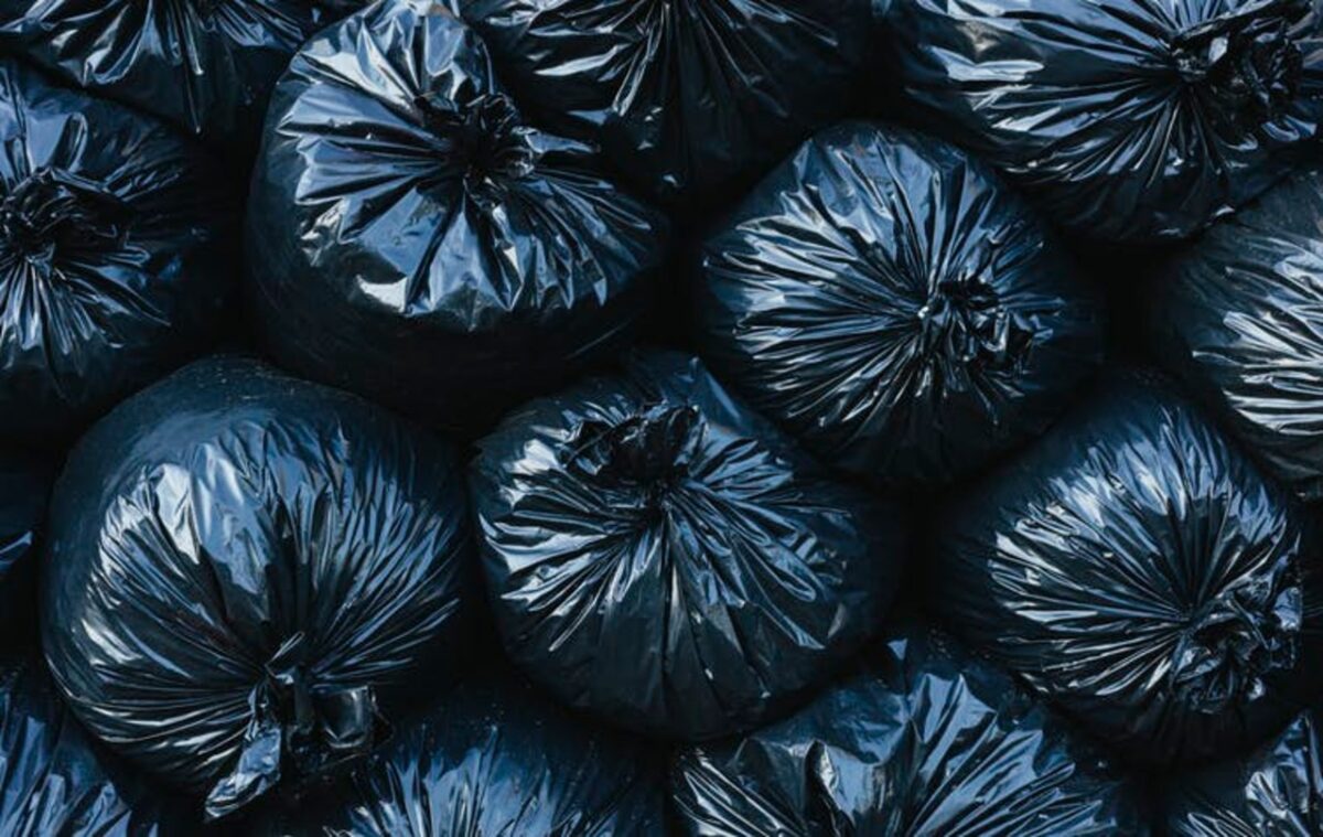 „Plătești cât arunci”. România intră într-o nouă eră a gestionării deșeurilor în 2026