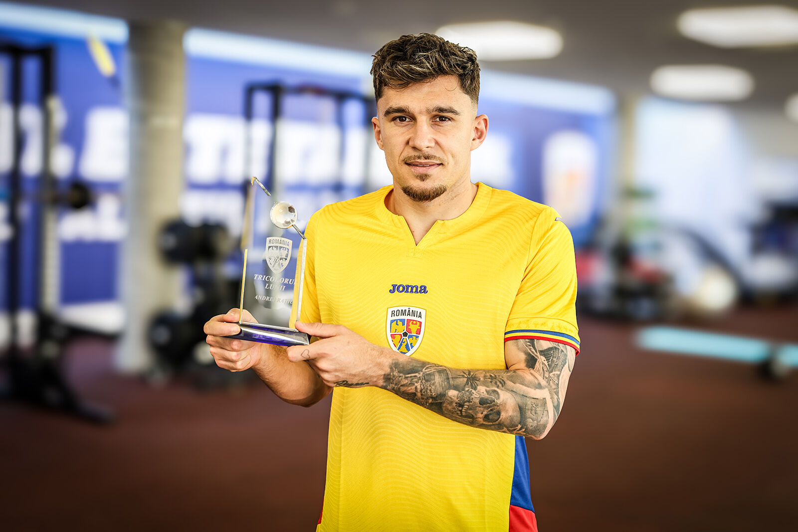 Andrei Rațiu, desemnat de suporteri „Tricolorul lunii noiembrie” și „Tricolorul anului 2025”. Reacția fundașului naționalei