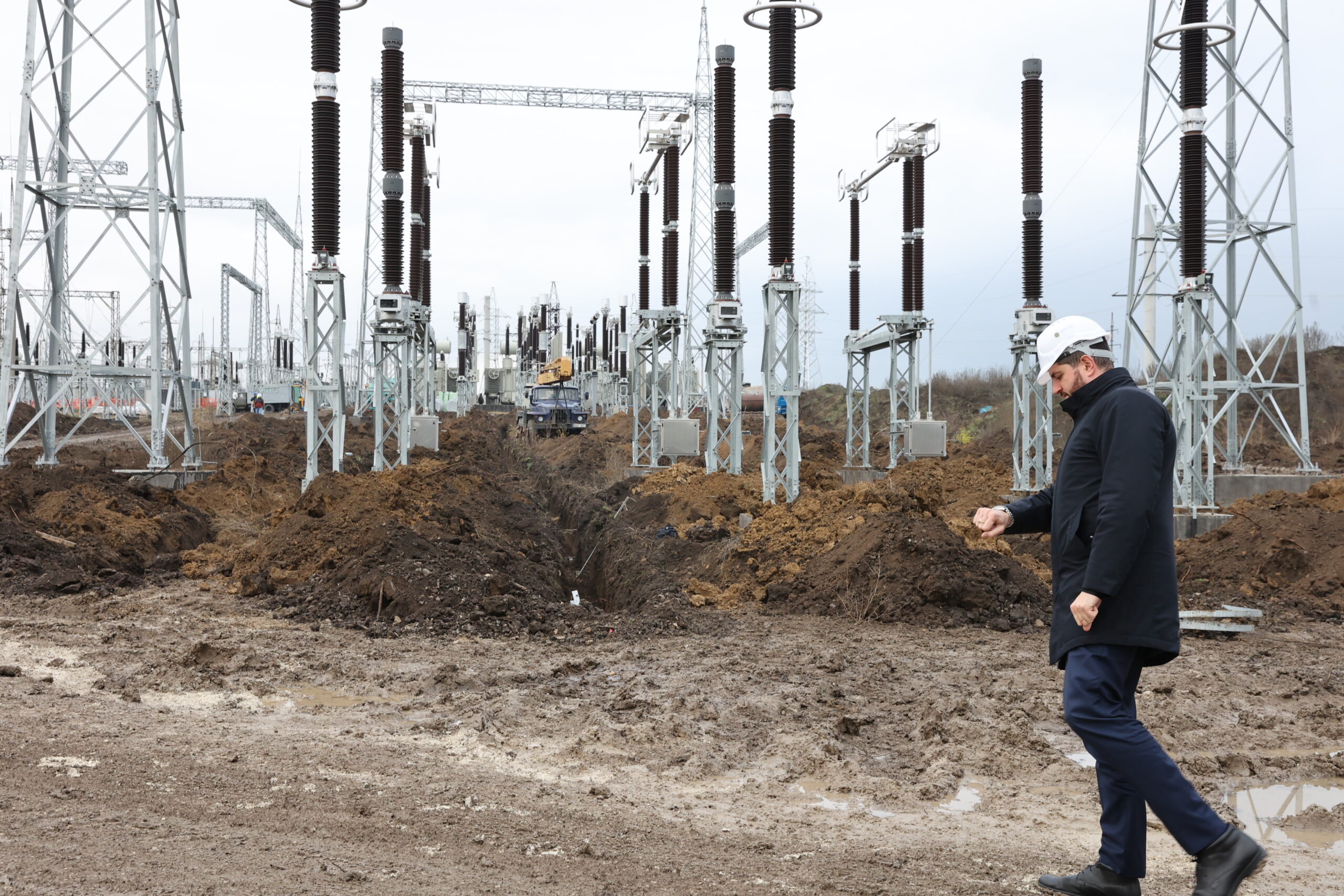 Energia electrică mai scumpă cu până la 5%. Investiția în linia Vulcănești–Chișinău ar putea ajunge în facturile moldovenilor