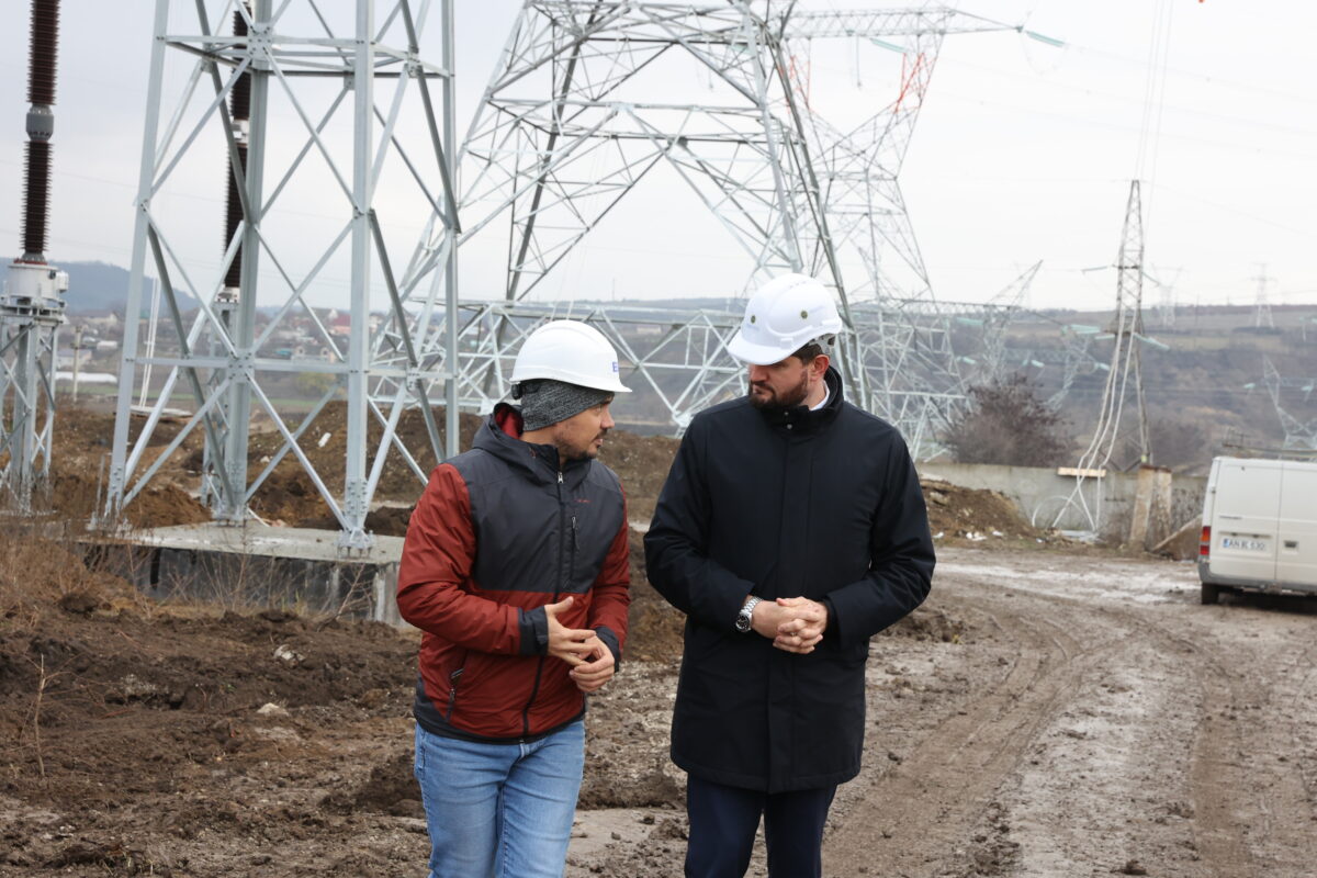 Criza energetică din Republica Moldova, depășită cu sprijinul României. Importurile au ajuns la 70% din consum