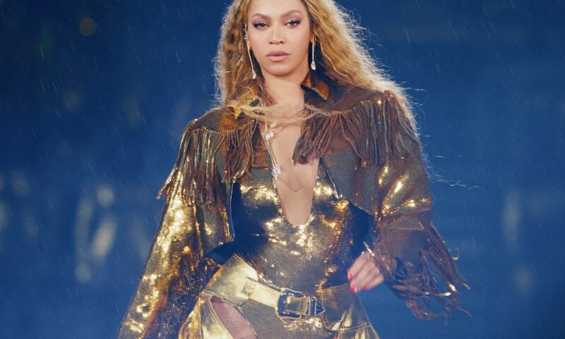 Beyoncé revine cu o piesă nouă după mai bine de un an, de 4 Iulie: „Morning Dew (Donk)” 