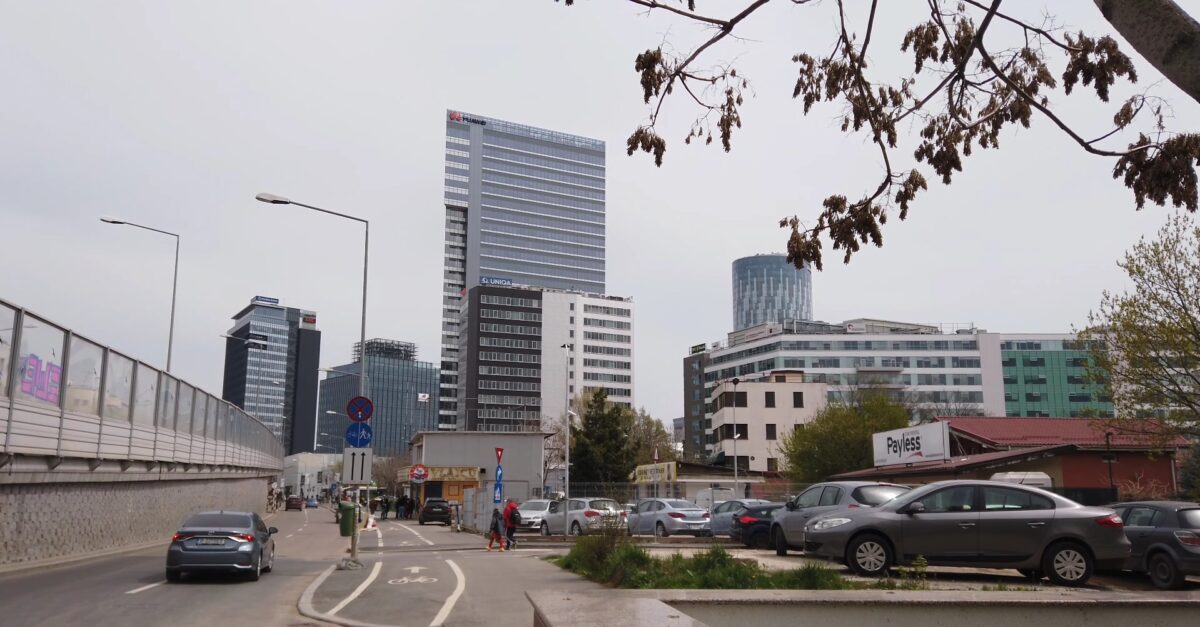 Impozitele pe clădiri pentru firme în 2026. Lista completă pentru marile orașe din România