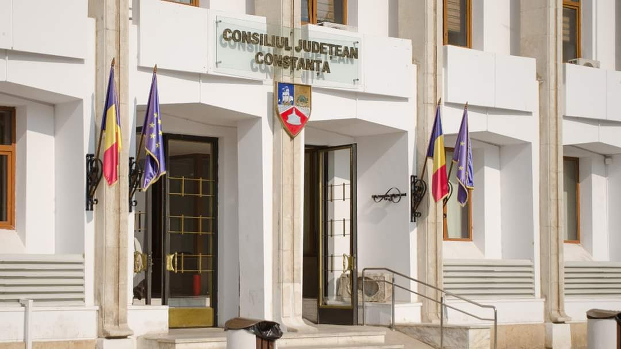 Percheziții la Consiliul Județean Constanța