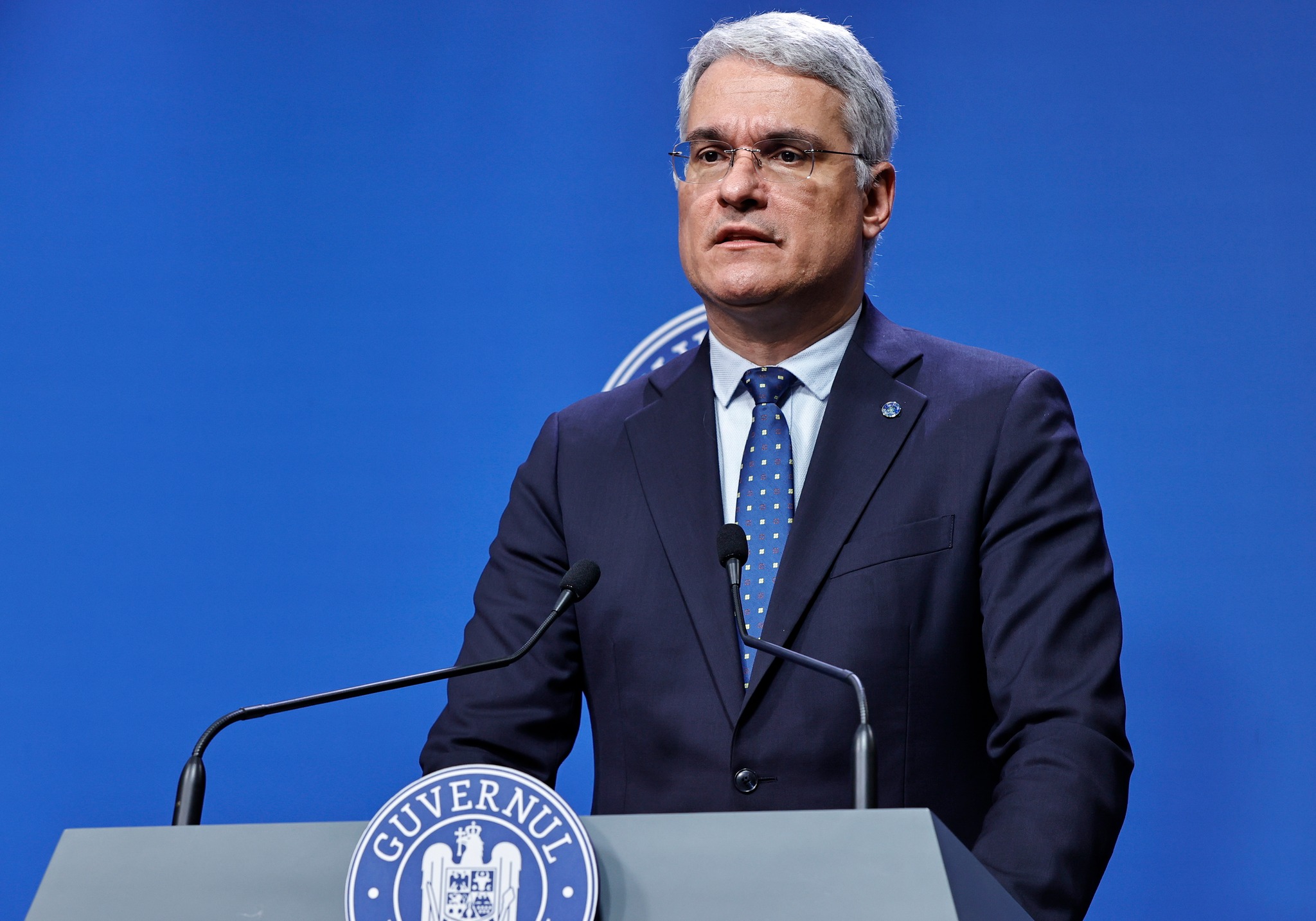 Absența lui Nicuşor Dan de la Davos, explicată de Dragoş Pîslaru: Era foarte complicat să te dai lovit în aripă