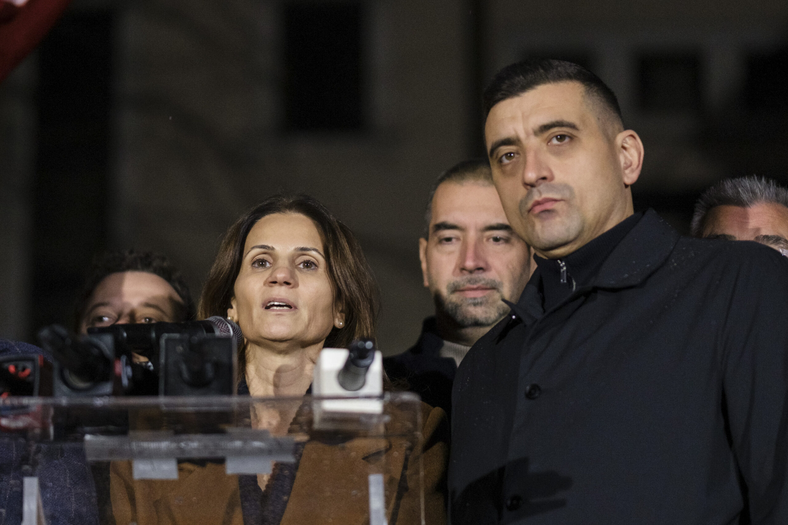 Anca Alexandrescu, poveste de dragoste cu un medic celebru. Care vine cu un bagaj complicat...