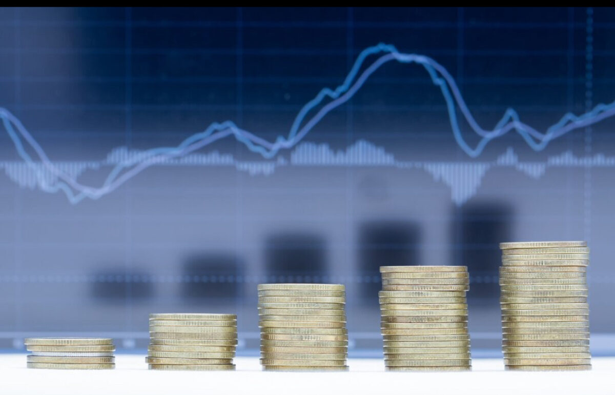 Previziunile lui Stolojan pentru 2026. Ce-i va lovi cel mai puternic pe români