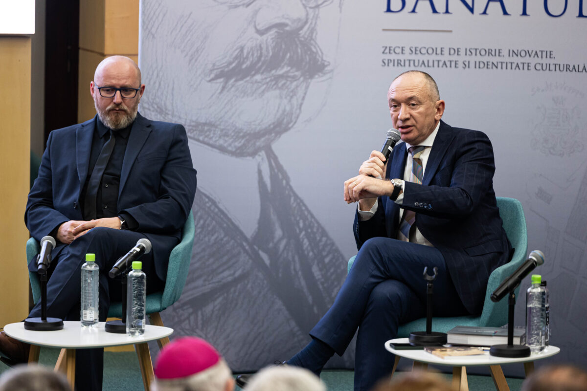 Banatul își scrie istoria: o enciclopedie, o seară și o comunitate care umple Aula Magna