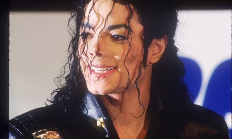 Filmul biografic „Michael”, primire rece din partea criticilor, dar încasări la ca la filmele mari