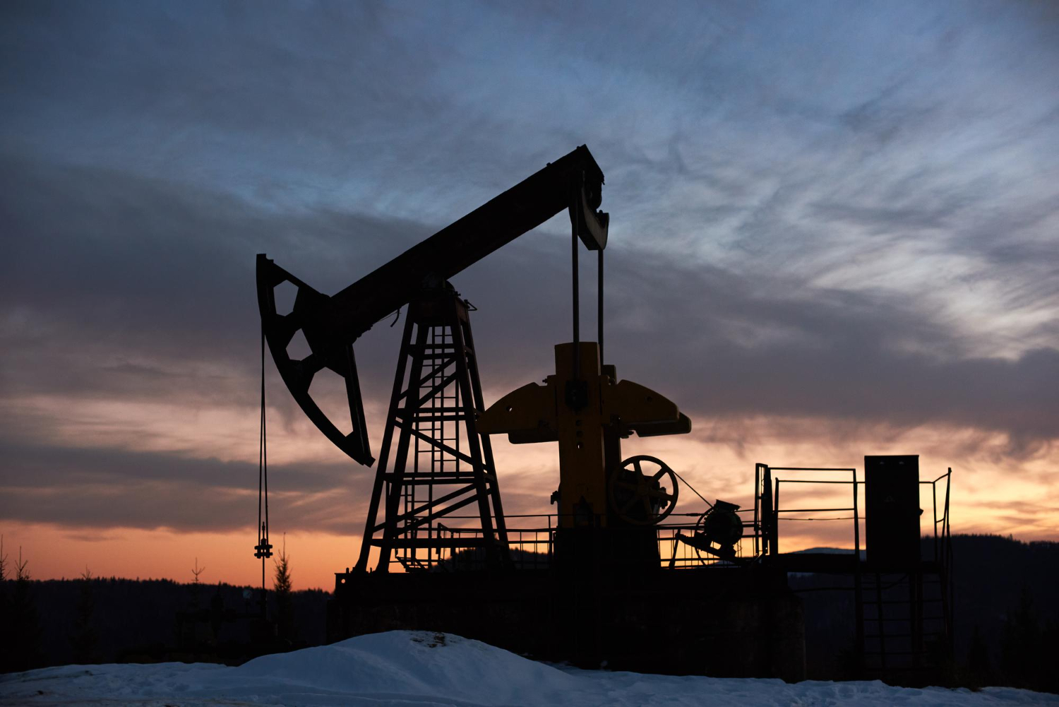 OPEC+ va crește producția de țiței din iunie. Ce schimbări ar urma să apară pe piață