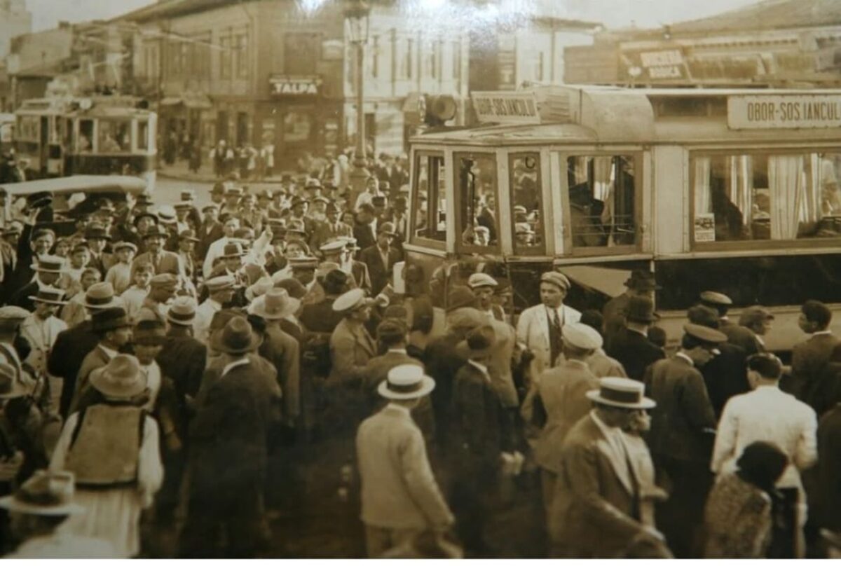 Ziua în care Capitala a intrat în epoca electrică. Povestea primei linii de tramvai electric din București