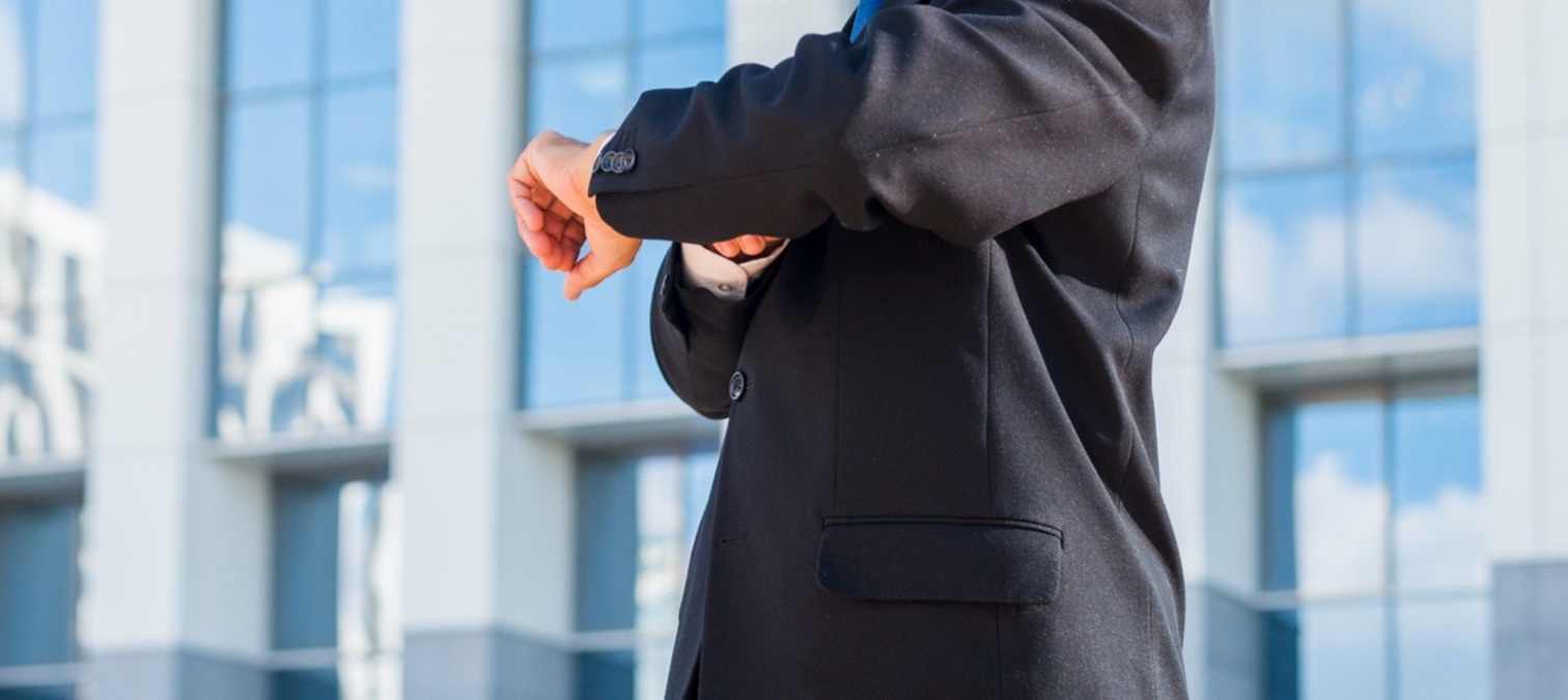 Peripețiile unui fost senator român, după o seară petrecută la cinema. Surpriza de la final