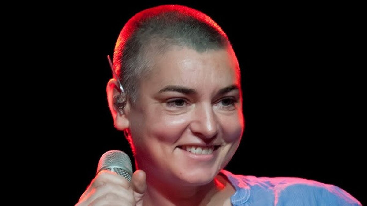 Tragica poveste a lui Sinéad O’Connor. N-a putut trece niciodată peste moartea fiului său