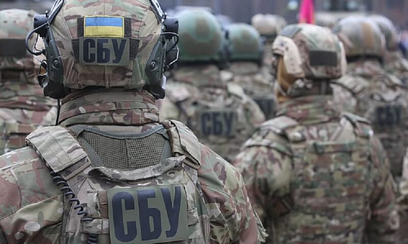 Creșteri de salarii și demobilizare treptată. Reforma în armata ucraineană, anunțată de Zelenski