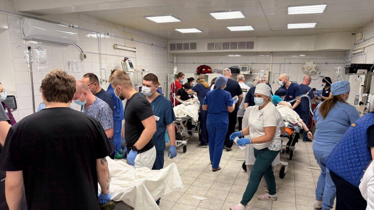 Patru morți și zeci de răniți în urma unui atac rusesc asupra orașului Dnipro