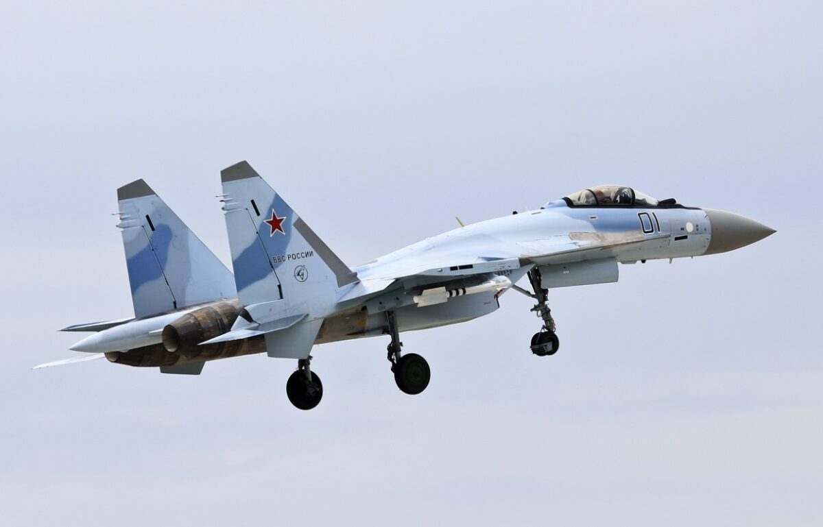 Rusia își întărește forța aeriană. Nou val de bombardiere Su-34, trimis direct pe front
