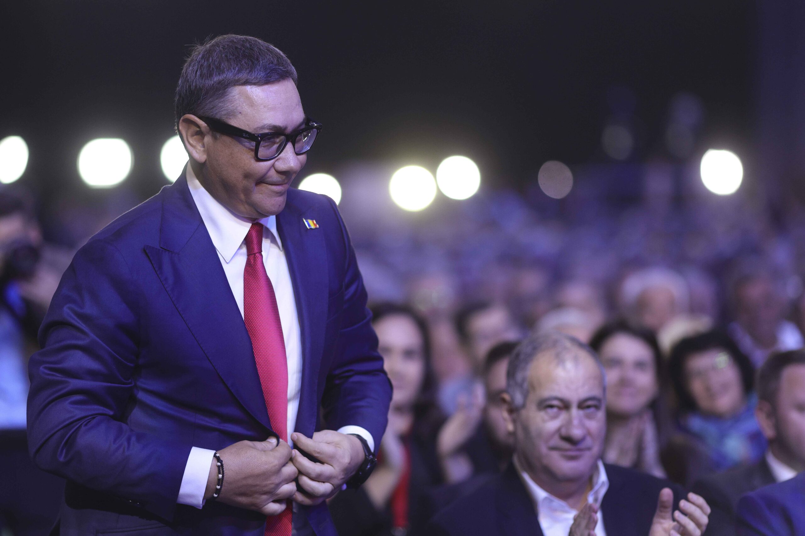 Victor Ponta acuză o „sectă” care influențează politica românească, de la Dragnea la Iohannis