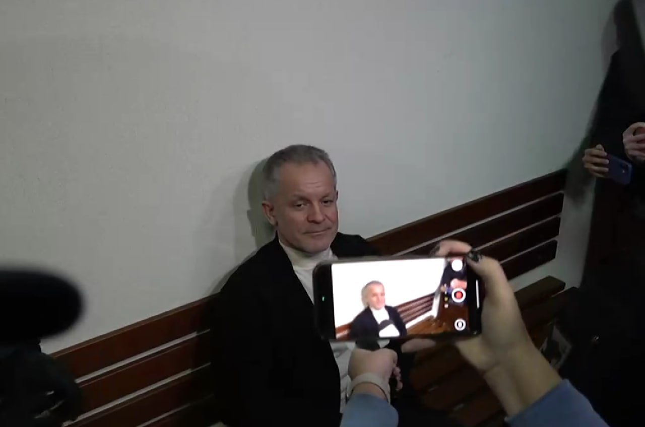 Vlad Plahotniuc, din nou în fața instanței. Judecătorii acceptă doar 27 de martori din cei peste 160 solicitați de apărare. Video