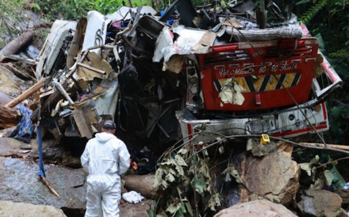 Accident cu autocar în Columbia. Mai multe persoane și-au pierdut viața