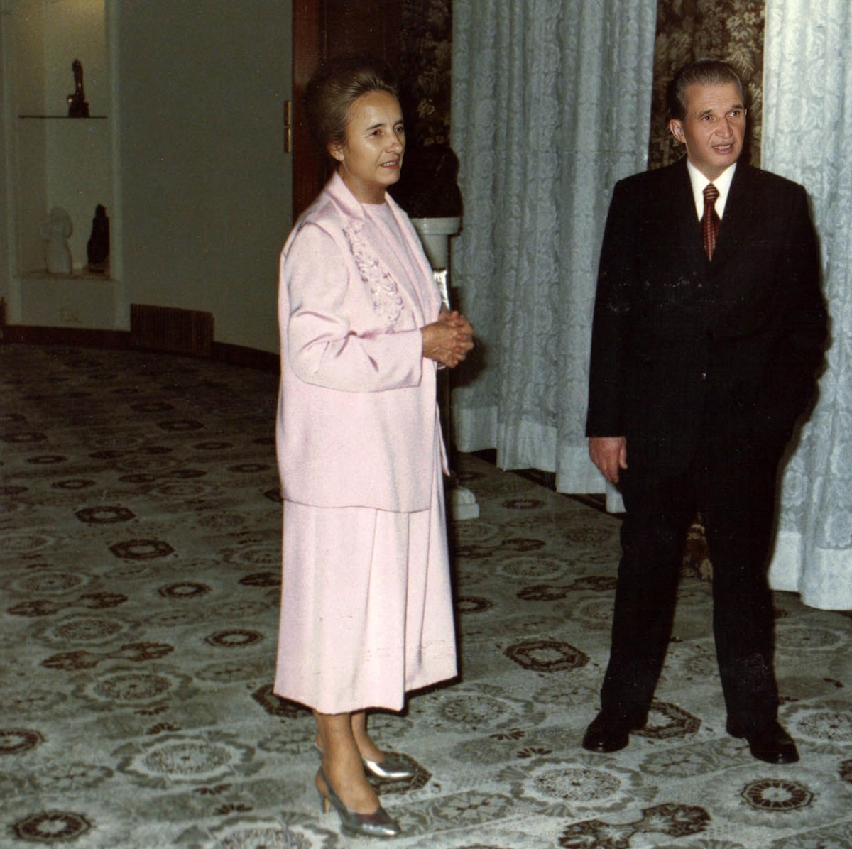 2,6 miliarde dolari are de recuperat România, anunță Nicolae Ceaușescu. 13 decembrie 1989. Ultimele 30 de zile ale comunismului