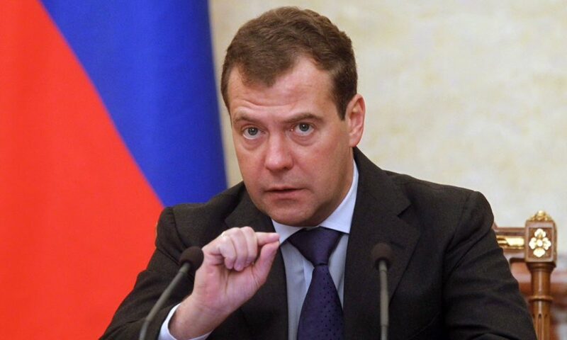 Medvedev lansează un nou avertisment către Finlanda. Susține că țara a intrat pe lista țintelor nucleare ale Rusiei