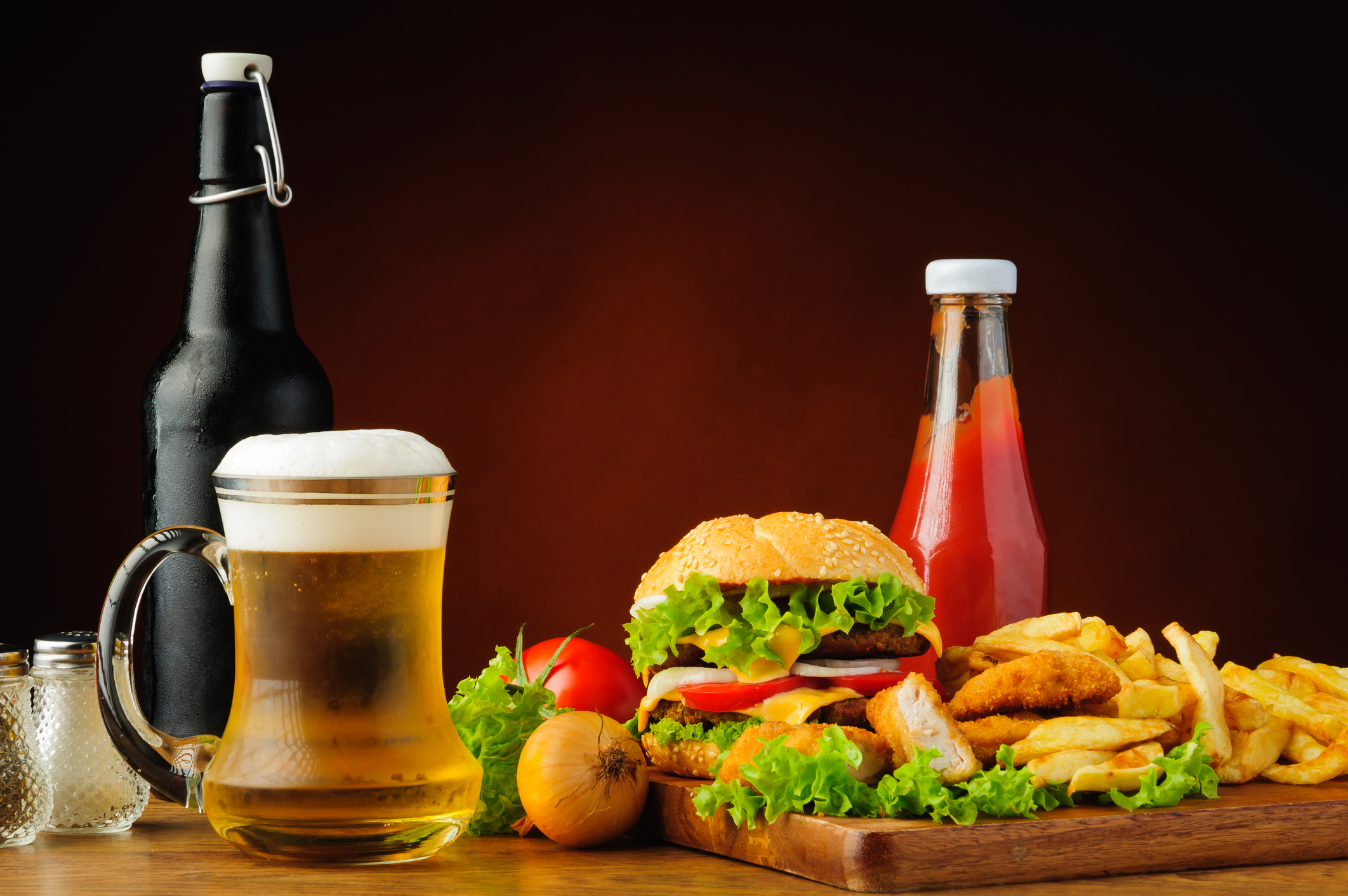 Fast-food-ul și alimentele ambalate, sub presiunea pastilelor GLP-1