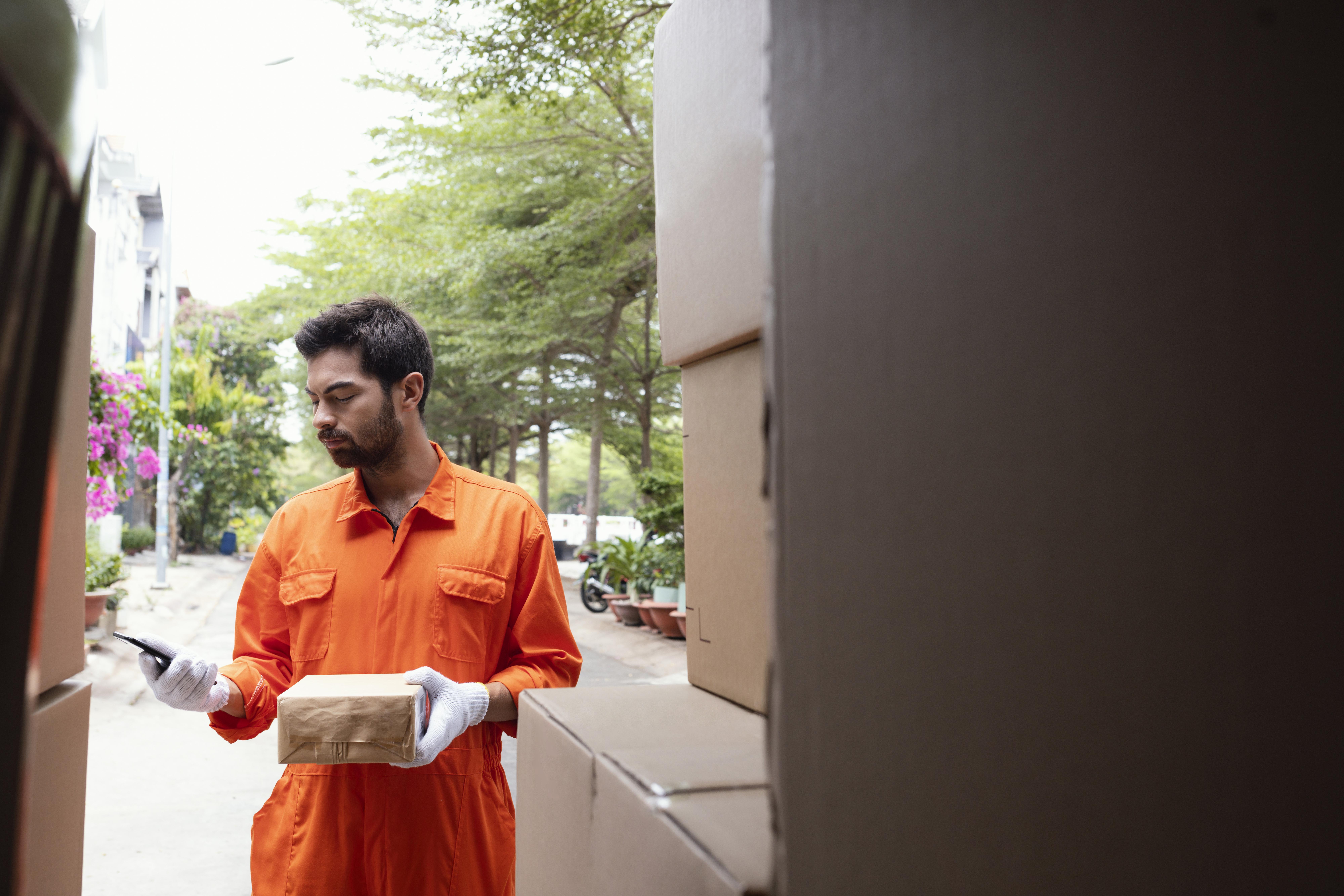Importul muncitorilor din Sri Lanka, explicat de un antreprenor român. Sunt destul de volatili